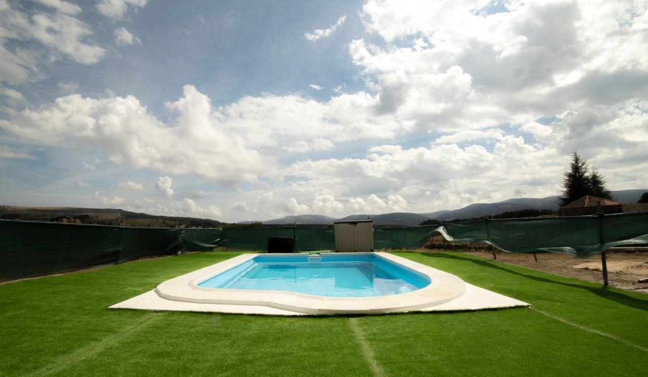 Villa De Gredos Navarredonda de Gredos Exterior photo